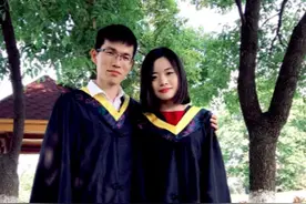 南京"最般配"学霸情侣：同年考入同一所大学，如今携手保研同一所名校！图片