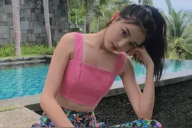 奶奶裤也有春天！林小宅吊带配碎花裤，穿出了无限少女感图片