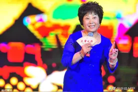 谷文月：住在北京回龙观的评剧表演艺术家、新凤霞徒弟、优秀党员图片