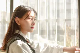 小说：心机女摔下楼栽赃妻子，丈夫竟大怒“她要有事我要你偿命”图片