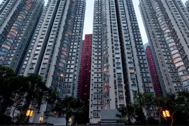 想要过户给子女房产的父母注意：新规下，或将超10万元税费图片