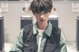 18岁的丁程鑫，竟然活得这么通透图片