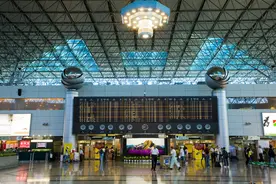 国际综合交通枢纽城市扩围至20个：南京、杭州等5城新晋级，成渝打造交通第四极图片