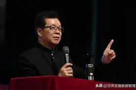 冯双白开讲《一堂好课》舞蹈可以改变人生图片