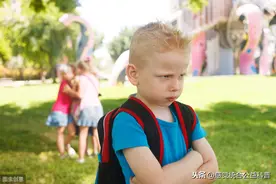 孩子老打人，咬人还抓人？对号入座！6种原因的超实用解决方法！图片