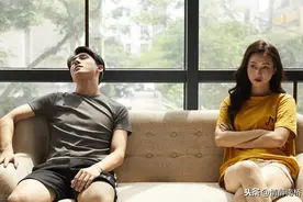 别拿“暧昧聊天”不当回事，有可能会毁了你的婚姻，需要规范言行图片