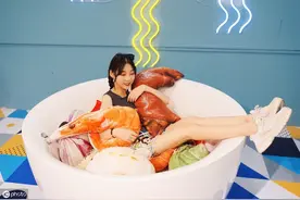 深夜吃泡面就是拉仇恨！“拉仇恨”可不是“pull hate”啊图片