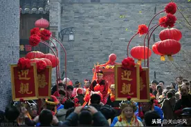 “姐送妹，穷几辈，嫂送姑，发大蔸”是什么意思？如何正确理解？图片