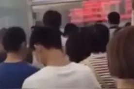 燕郊户籍大厅人爆满！北三县开始执行落户新政图片