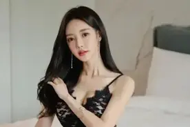 爱情使人忘记时间，时间也使人忘记爱情。图片