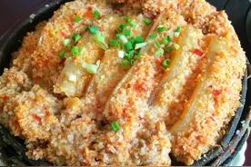 老配方17：朋友所托，找个口味诱人的粉蒸肉，五香米粉很重要图片