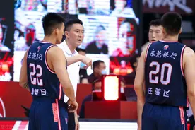 CBA赛场又现“3+2”，这回轮到广厦被吹，这两次吹罚是否合理？图片