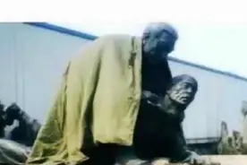 全校通知：不准在雕塑上晒被子！否则真的会把人笑死图片