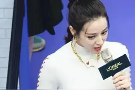热巴哪有什么蝴蝶臀？不过是肋骨外翻图片