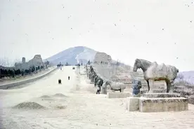 80年代乾陵：专家称地宫至少有500吨文物，郭沫若提议发掘被否决图片