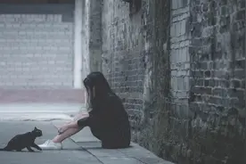 爱过三个绿茶后，我再也不敢轻易喜欢上女人了图片