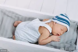 3个月婴儿做趴睡训练永远走了！父母学会这些婴幼儿睡眠，很重要图片