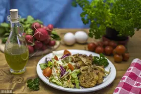 隔夜的剩菜、剩饭、剩汤、剩茶到底能不能吃喝？看了你就知道了图片