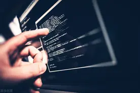 活在算法中的基金从业者图片