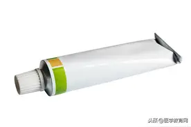 很多人搞不清红霉素眼膏与红霉素软膏之间的区别图片