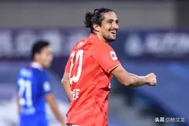 足协杯-洛国富传射谭凯元破门 恒大2比0淘汰建业图片