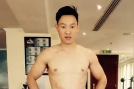 杨威妻子曾经也是体操运动员，退役后成为好莱坞演员，历史第一人图片