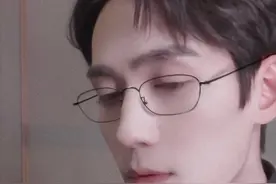 闭关拍戏，少见热搜，朱一龙是怎么做到没热度还能保持双top1的？图片