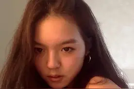 李咏女儿近照曝光，18岁变成大美女，女大十八变是真的图片