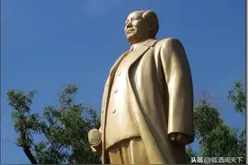 照片：全国各地仅存的毛泽东雕像图片
