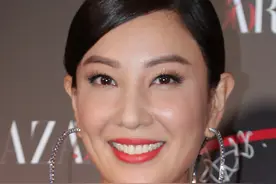 郑希怡亮相 这状态保持得相当好图片