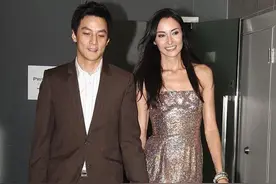 被吴彦祖“洋老婆”惊艳！180穿一片式抹胸裙，性感身材好到爆图片