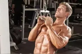 上背肌肉不协调？这3个黄金动作一定要练，帮你打造完美斜方肌图片