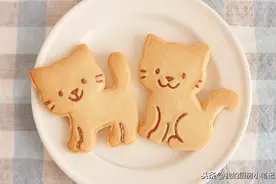 小巧可爱的卡通饼干，香甜酥脆，无添加更健康，孩子爱吃图片