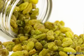 辟谣：每天吃一把葡萄干能补铁补血？图片