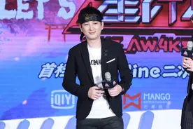 王思聪、李麒麟为英雄联盟战队矛盾开怼，王思聪暗示李宁“盗版”，“国民老公”依旧口无遮拦图片