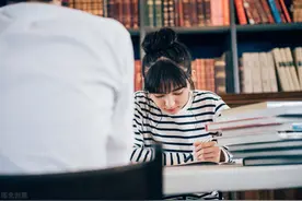 不学无术，花钱买本科，三本的学生就该受歧视吗？图片