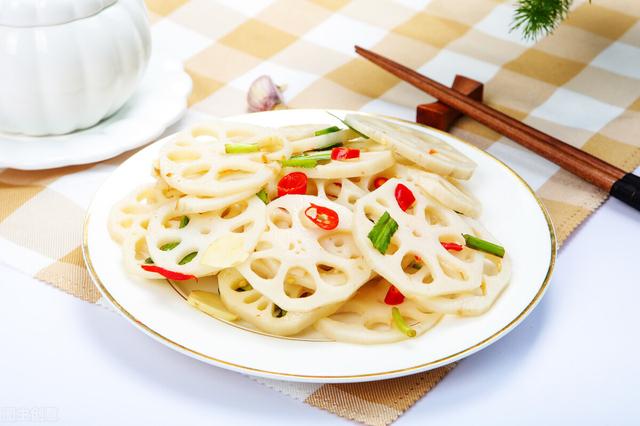 醋分四大类，做菜该用哪一种醋，记住4句口诀，就不会错，菜还香