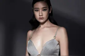 组图：泰国新生代女星茱蒂蒙·琼查容苏因图片
