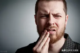 这个“杀手”有点冷，眩晕耳鸣、口歪眼斜、流口水，常做“面部保健操”，远离危险边缘图片