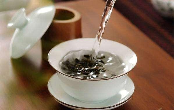 普洱茶的冲泡方法 普洱茶的冲泡方法和水温