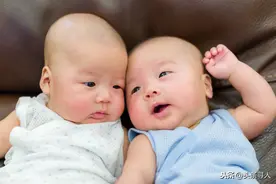 广东中山双胞胎兄弟打架，邻居护送受惊母子前往医院就诊，“她还安排家人照顾姐姐和弟弟”图片