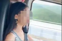 豪横！女司机拿C1驾照，单手开重卡还炫耀，结果悲剧了图片