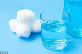 谣言：酒精稀释后喷洒消毒更安全图片