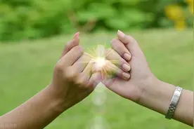 亲爱的，我爱你，我把自己变成了你喜欢的样子图片