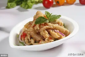 大厨教你无骨鸡爪酸辣鸡爪做法，去除骨头是关键，酸辣爽口惹人爱图片