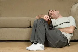 你是在拉着手刹，猛踩油门吗？－心理内耗，是“心累”的主要原因图片