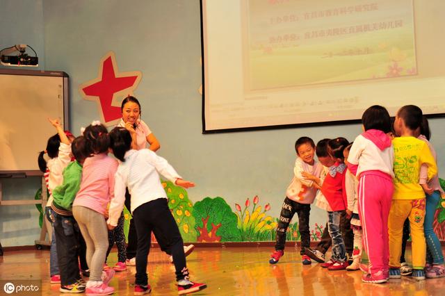 �׶���ʦ������߽�����������