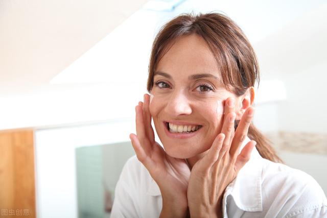 保持一天湿润的身体乳