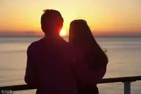 杨绛：风雨同行，同舟共济，有了陪伴，内心便会勇敢坚定图片