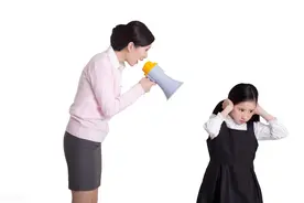 我付出了这么多，孩子居然说恨我！缺乏理解的养育只是家长的独白图片